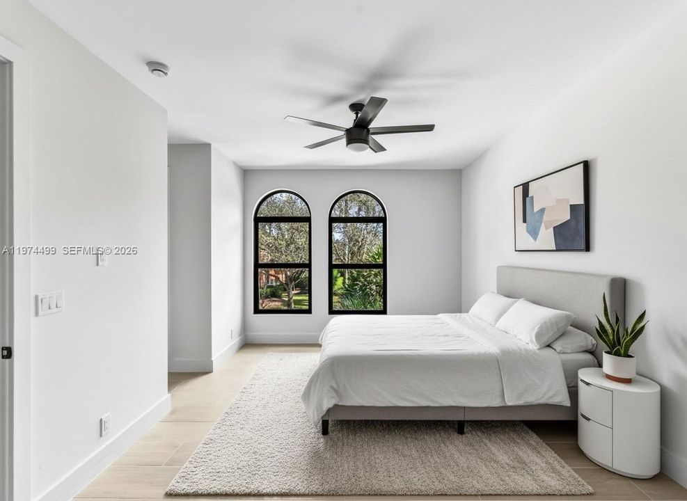 RENDERING WITH QUEEN BED