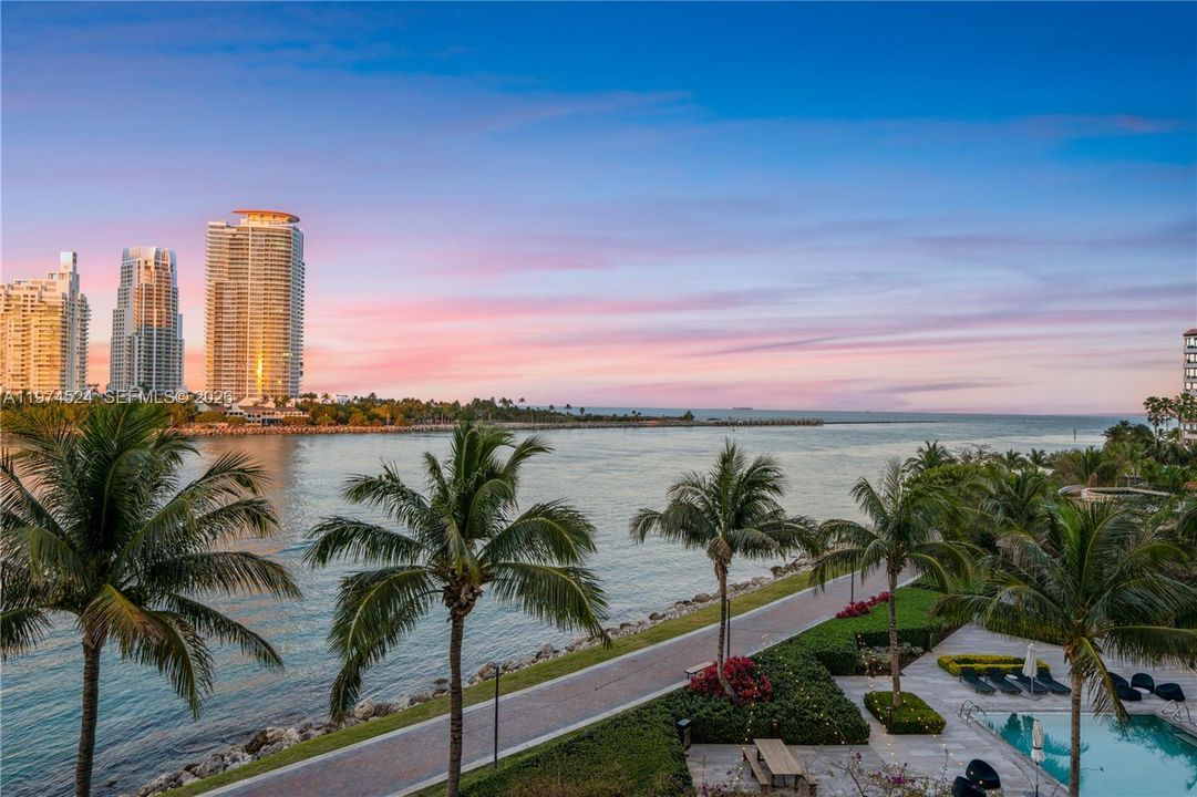 For Sale: $36,000,000 (7 beds, 7 baths, 9826 Square Feet)