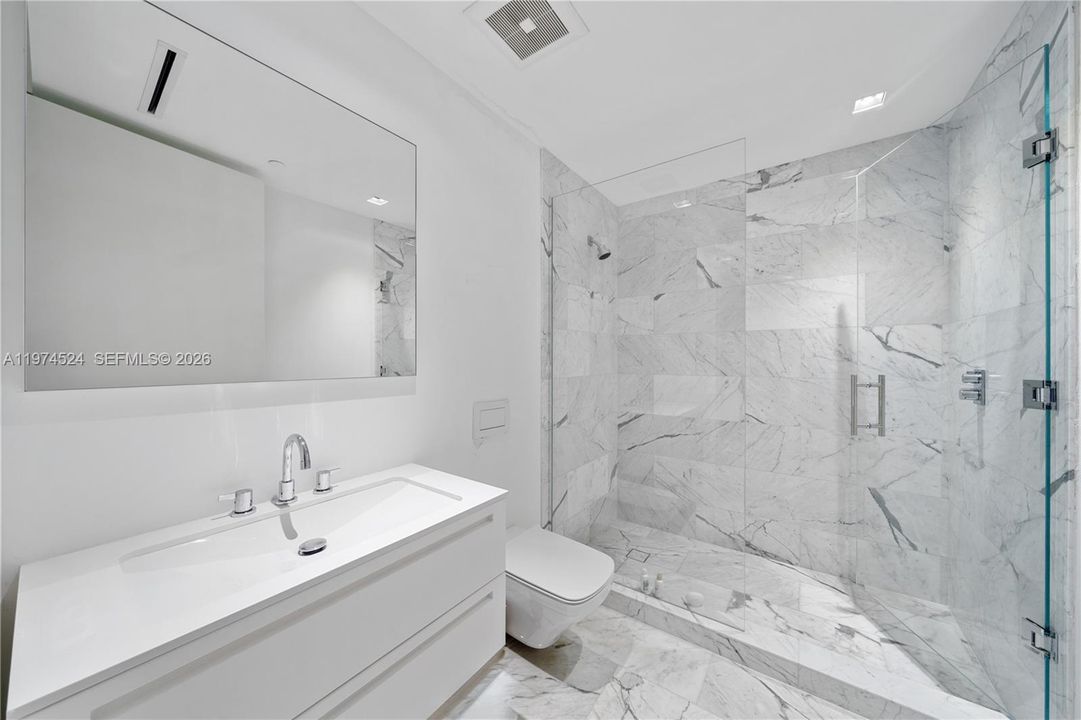 For Sale: $36,000,000 (7 beds, 7 baths, 9826 Square Feet)