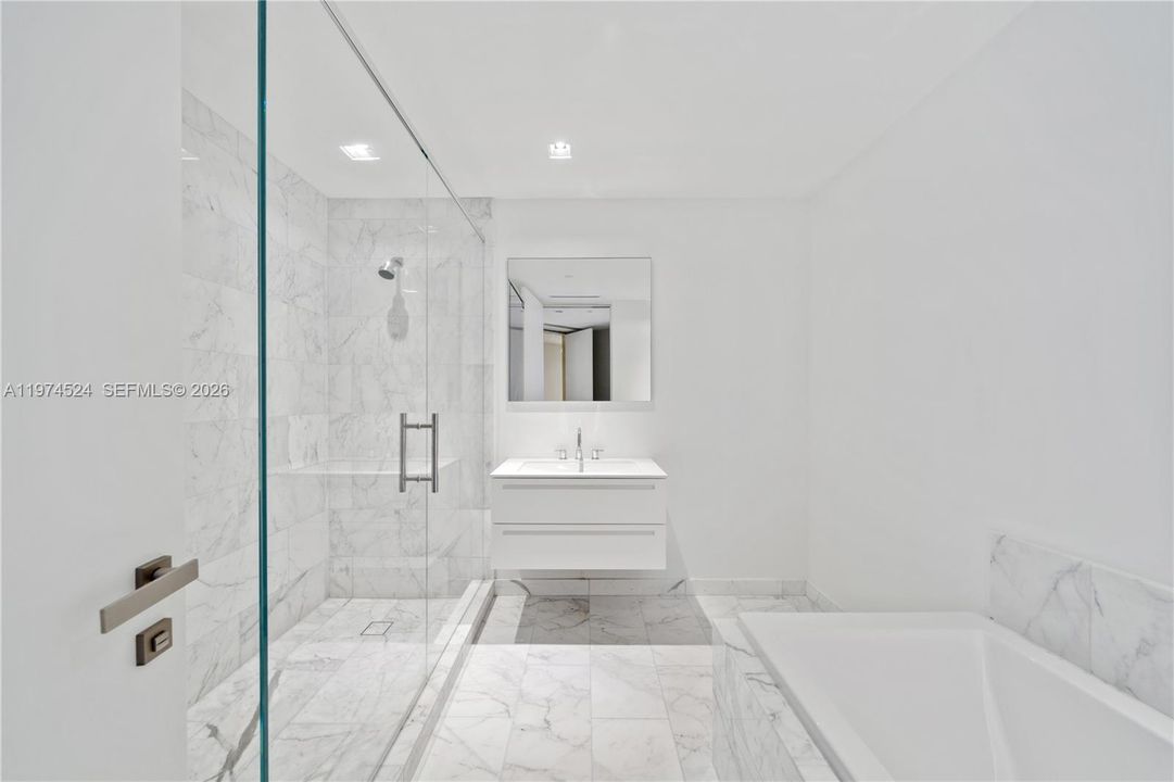 For Sale: $36,000,000 (7 beds, 7 baths, 9826 Square Feet)