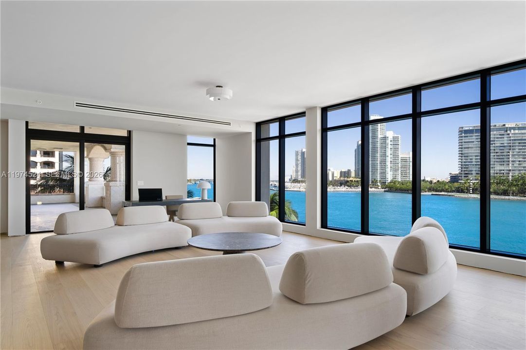 For Sale: $36,000,000 (7 beds, 7 baths, 9826 Square Feet)