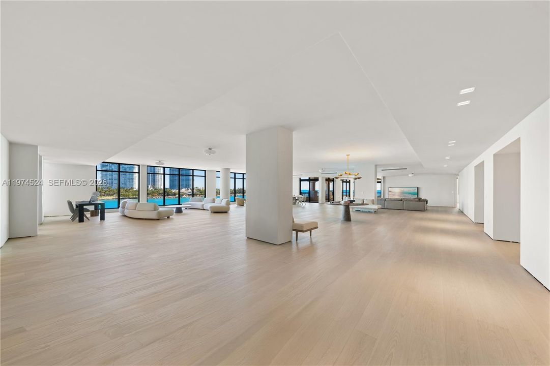 For Sale: $36,000,000 (7 beds, 7 baths, 9826 Square Feet)