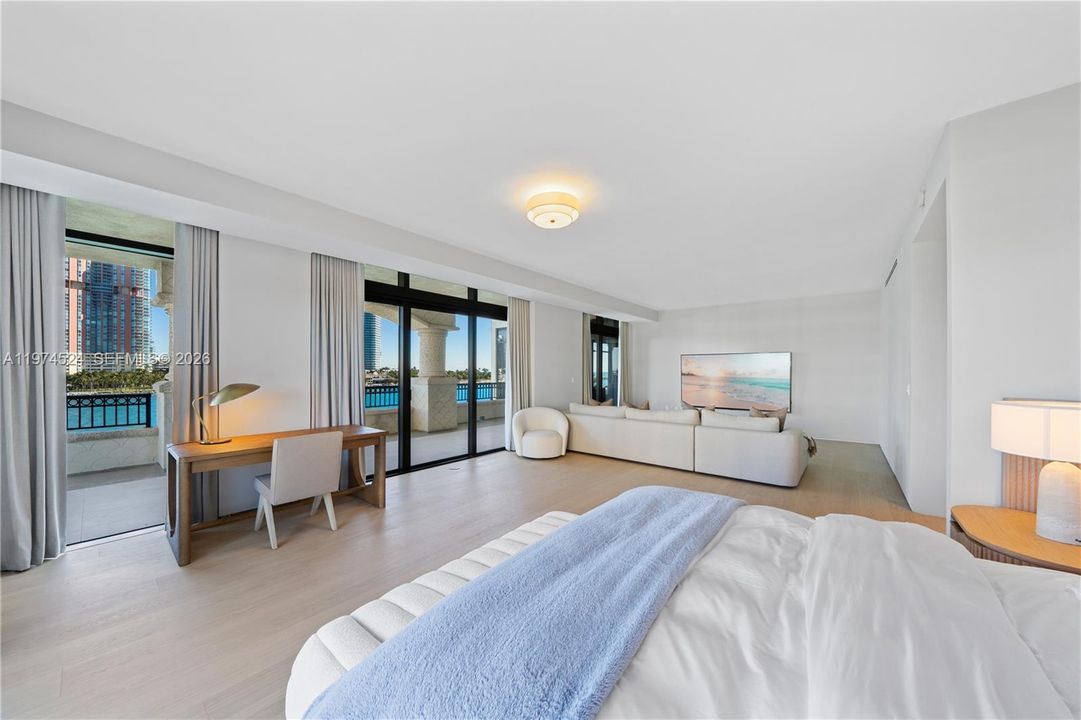For Sale: $36,000,000 (7 beds, 7 baths, 9826 Square Feet)