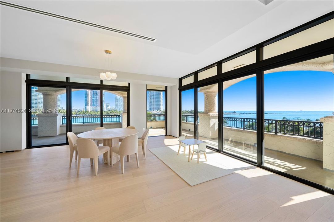 For Sale: $36,000,000 (7 beds, 7 baths, 9826 Square Feet)