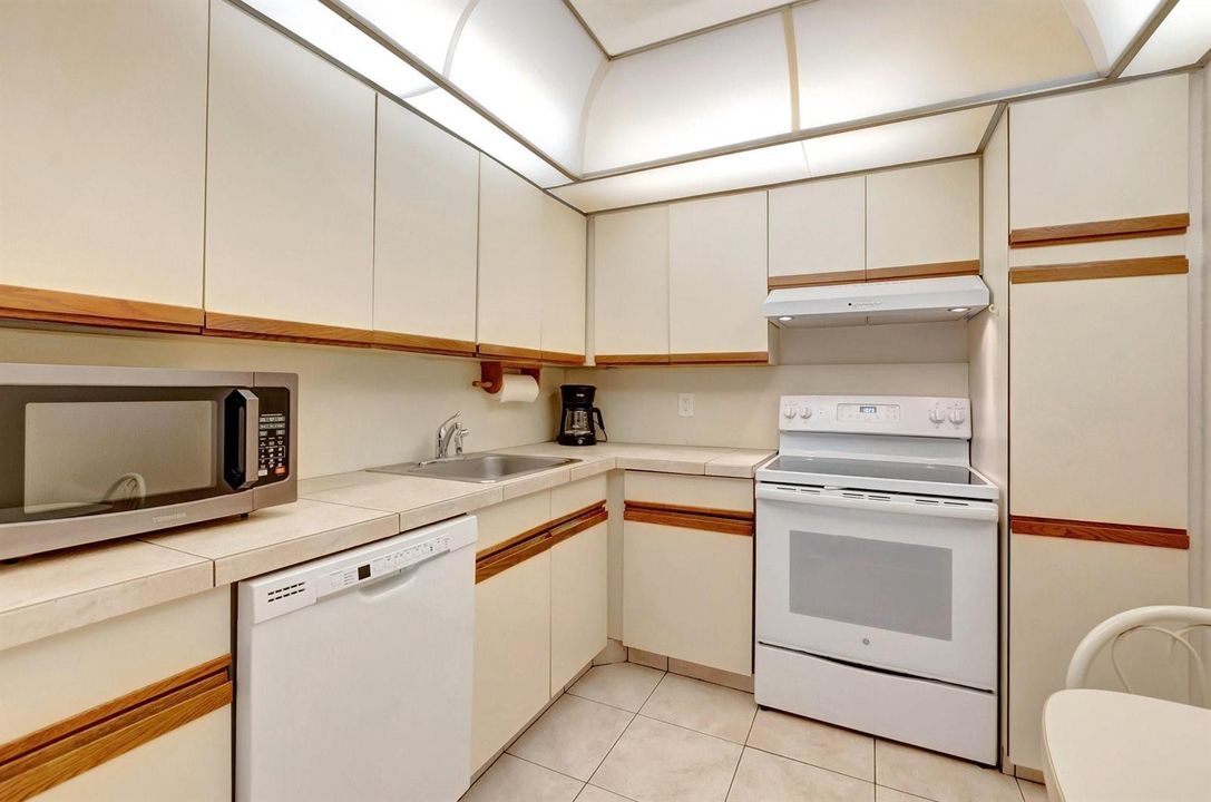 Eat In Kitchen