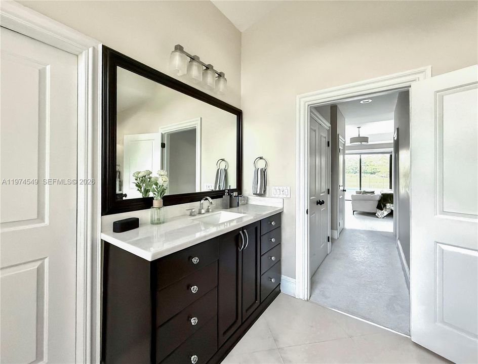 For Rent: $15,000 (7 beds, 4 baths, 3933 Square Feet)