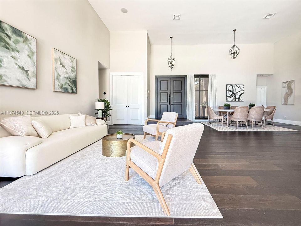 For Rent: $15,000 (7 beds, 4 baths, 3933 Square Feet)