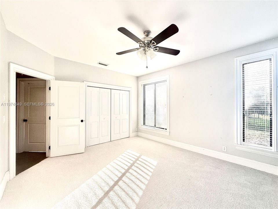 For Rent: $15,000 (7 beds, 4 baths, 3933 Square Feet)
