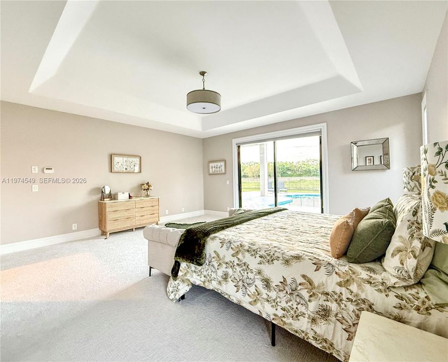 For Rent: $15,000 (7 beds, 4 baths, 3933 Square Feet)