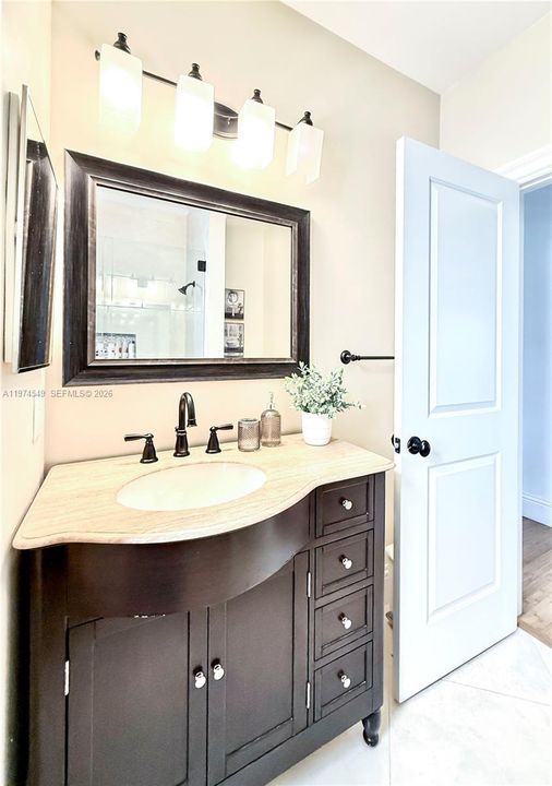 For Rent: $15,000 (7 beds, 4 baths, 3933 Square Feet)
