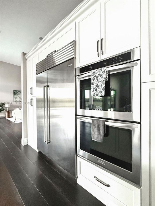 For Rent: $15,000 (7 beds, 4 baths, 3933 Square Feet)