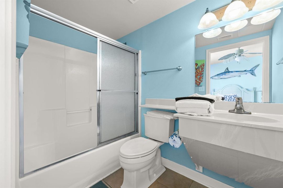 31-web-or-mls-9900 S Thomas Dr 2331 -31