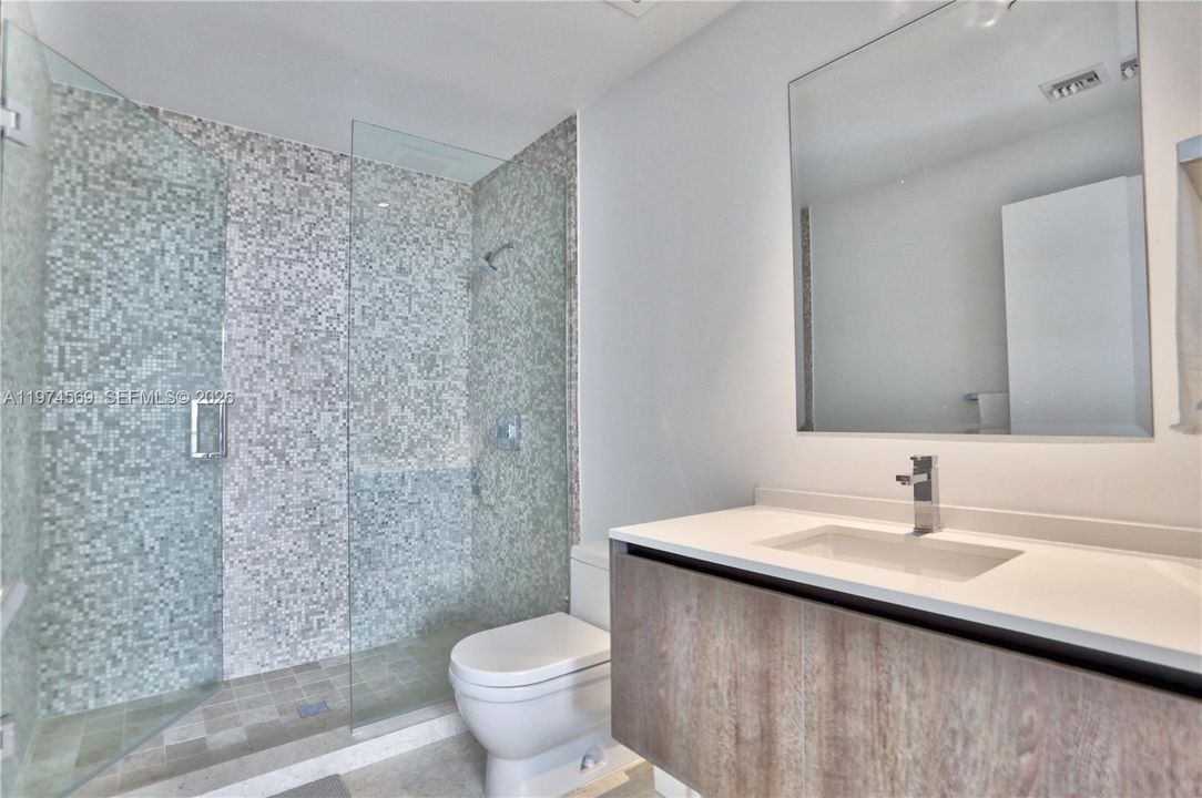 For Sale: $1,150,000 (2 beds, 2 baths, 1206 Square Feet)