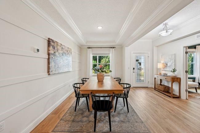 Model home - actual features may vary.