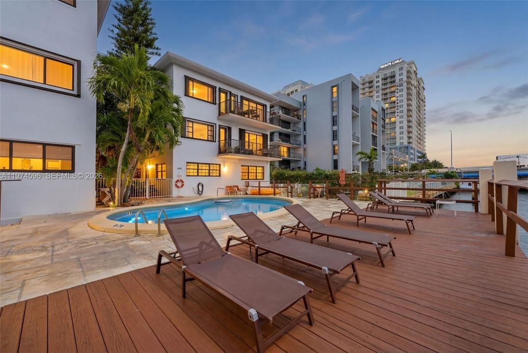 En Venta: $225,000 (1 camas, 1 baños, 631 Pies cuadrados)