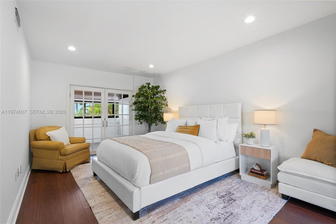 For Sale: $1,140,000 (3 beds, 3 baths, 1852 Square Feet)