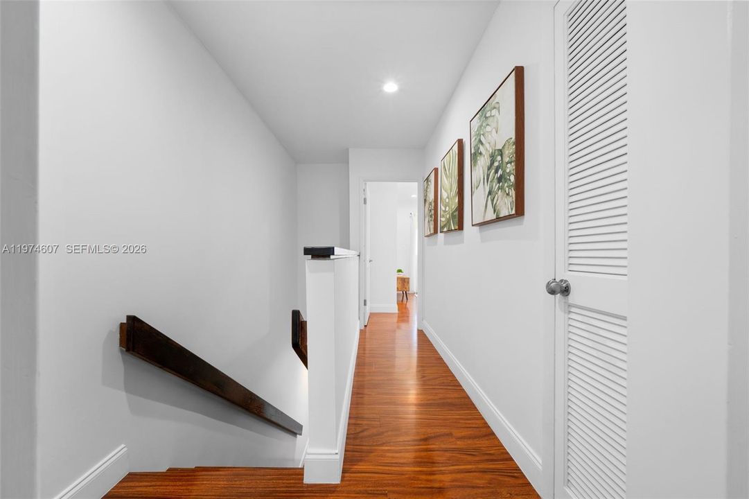 For Sale: $1,140,000 (3 beds, 3 baths, 1852 Square Feet)