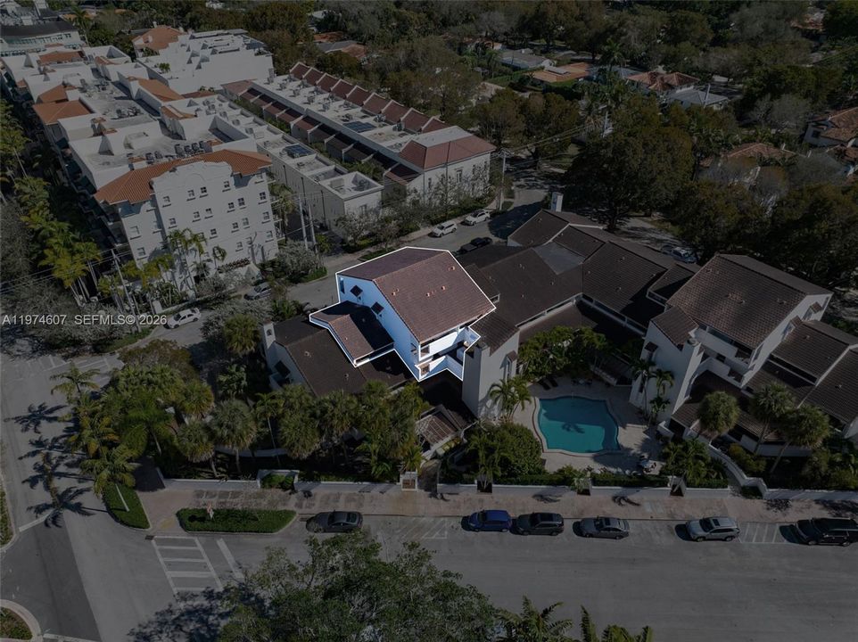 For Sale: $1,140,000 (3 beds, 3 baths, 1852 Square Feet)