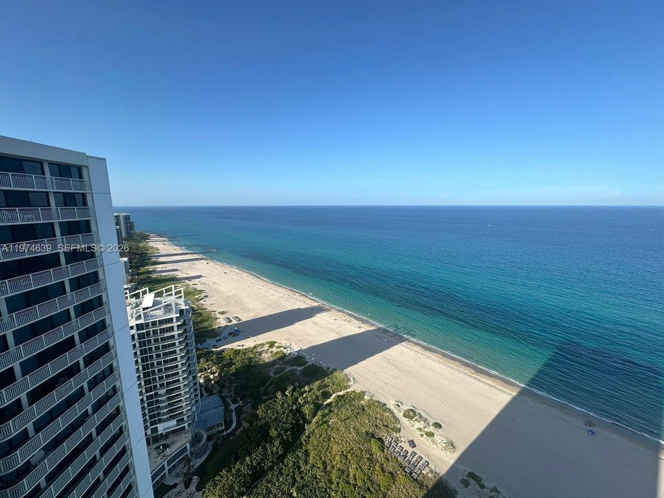 Recently Rented: $6,500 (2 beds, 2 baths, 1524 Square Feet)
