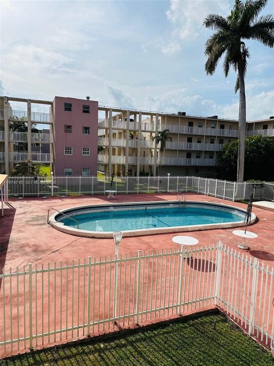 En Renta: $1,250 (1 camas, 1 baños, 735 Pies cuadrados)