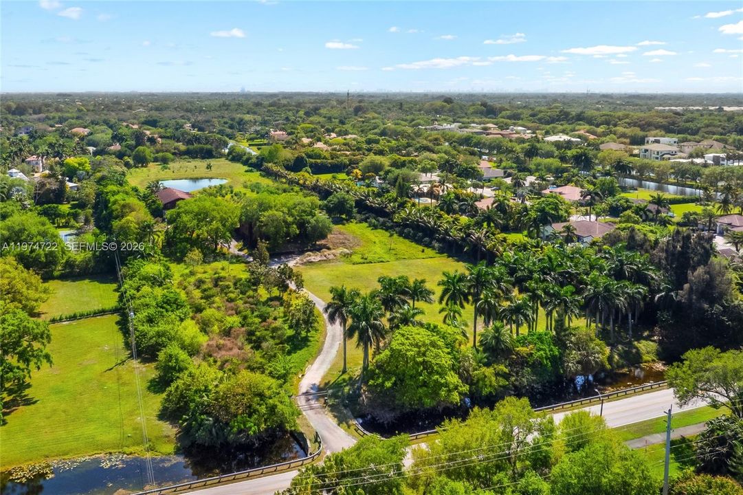 Activo con contrato: $5,995,000 (4 camas, 4 baños, 0 Pies cuadrados)