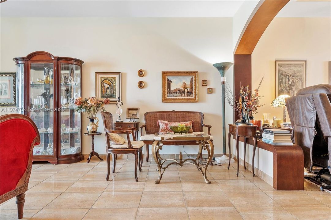 For Sale: $1,400,000 (2 beds, 3 baths, 2497 Square Feet)
