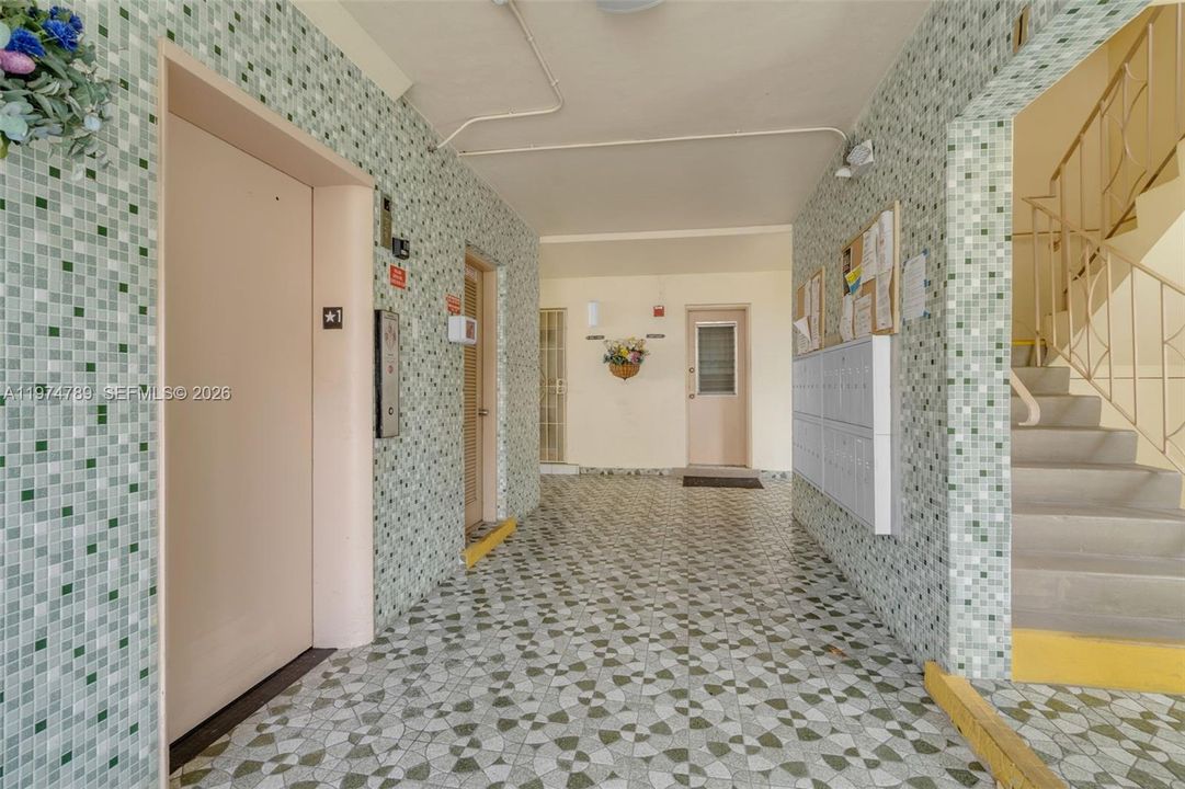 En Venta: $62,000 (1 camas, 1 baños, 688 Pies cuadrados)