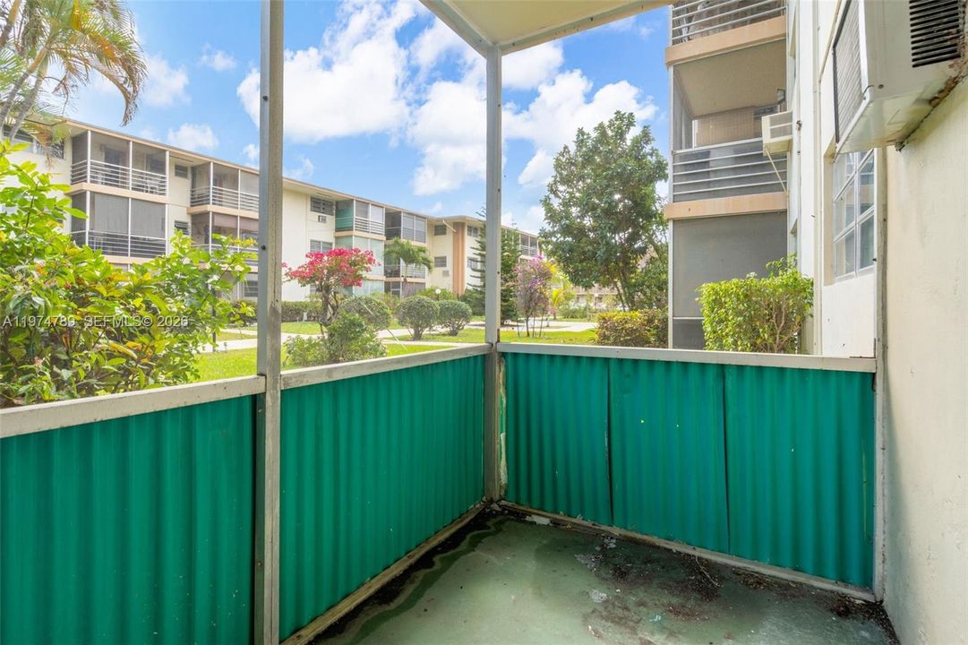 En Venta: $62,000 (1 camas, 1 baños, 688 Pies cuadrados)