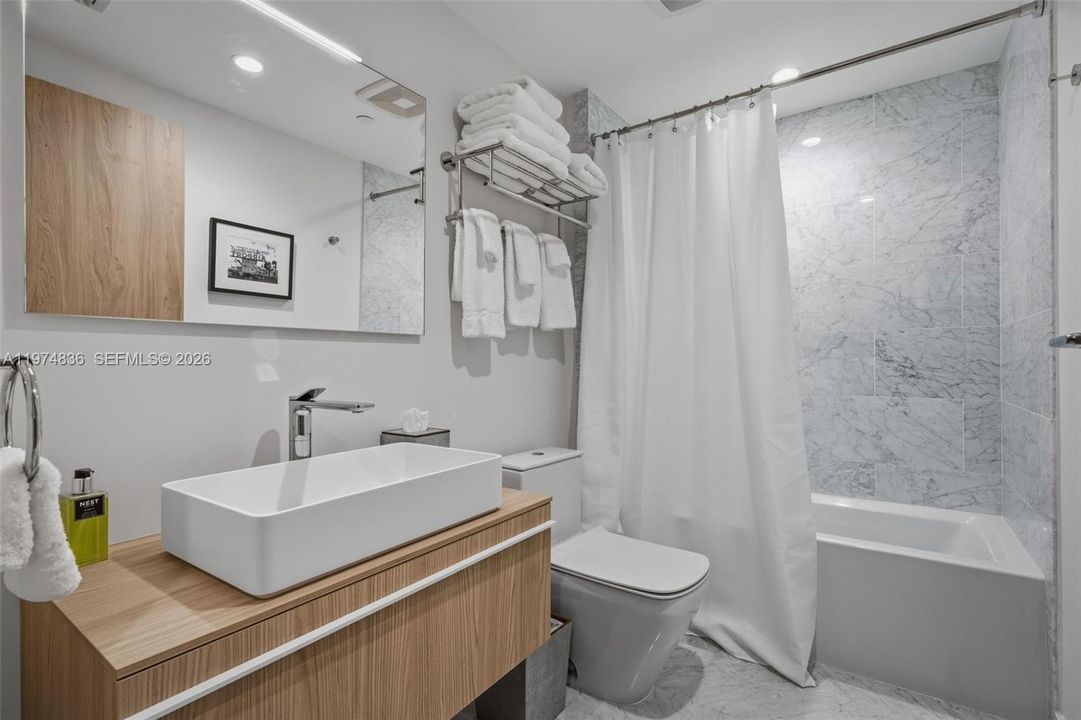 For Sale: $4,900,000 (4 beds, 4 baths, 3523 Square Feet)