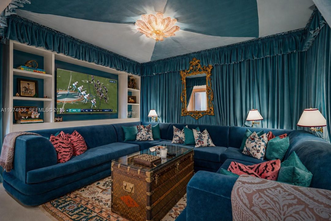 For Sale: $4,900,000 (4 beds, 4 baths, 3523 Square Feet)