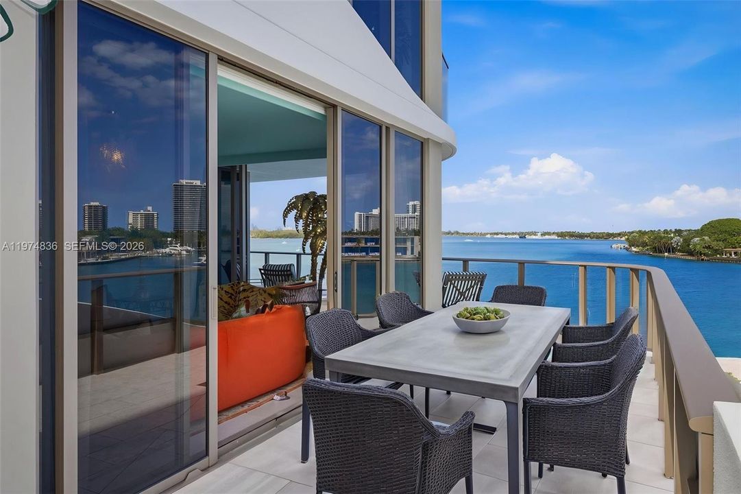 For Sale: $4,900,000 (4 beds, 4 baths, 3523 Square Feet)