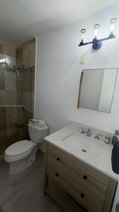 Active With Contract: $299,000 (3 beds, 1 baths, 952 Square Feet)