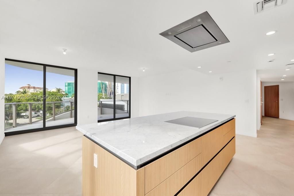 For Sale: $1,900,000 (2 beds, 2 baths, 0 Square Feet)