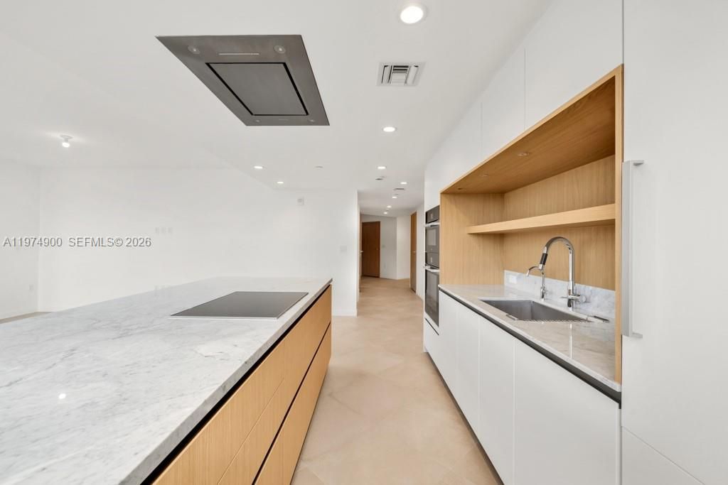 For Sale: $1,900,000 (2 beds, 2 baths, 0 Square Feet)