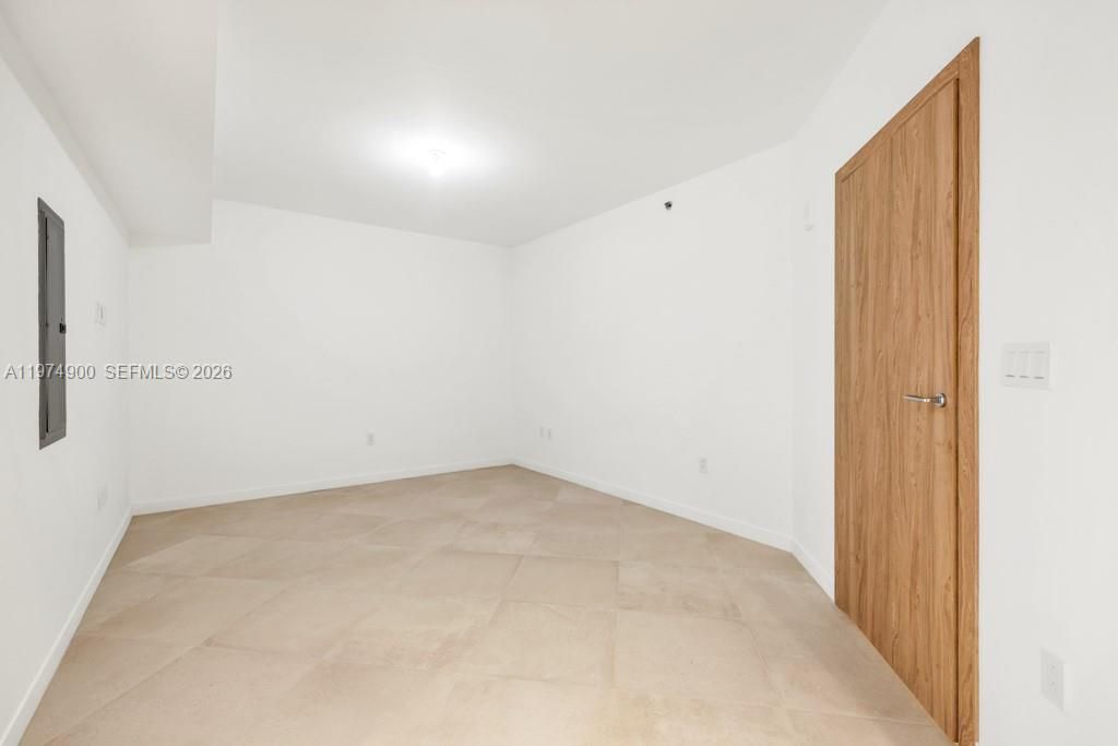 For Sale: $1,900,000 (2 beds, 2 baths, 0 Square Feet)