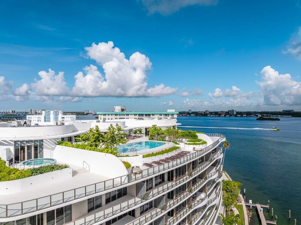 For Sale: $1,900,000 (2 beds, 2 baths, 0 Square Feet)