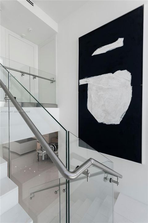 На продажу: $9,998,000 (5 спален, 5 ванн, 4283 Квадратных фут)