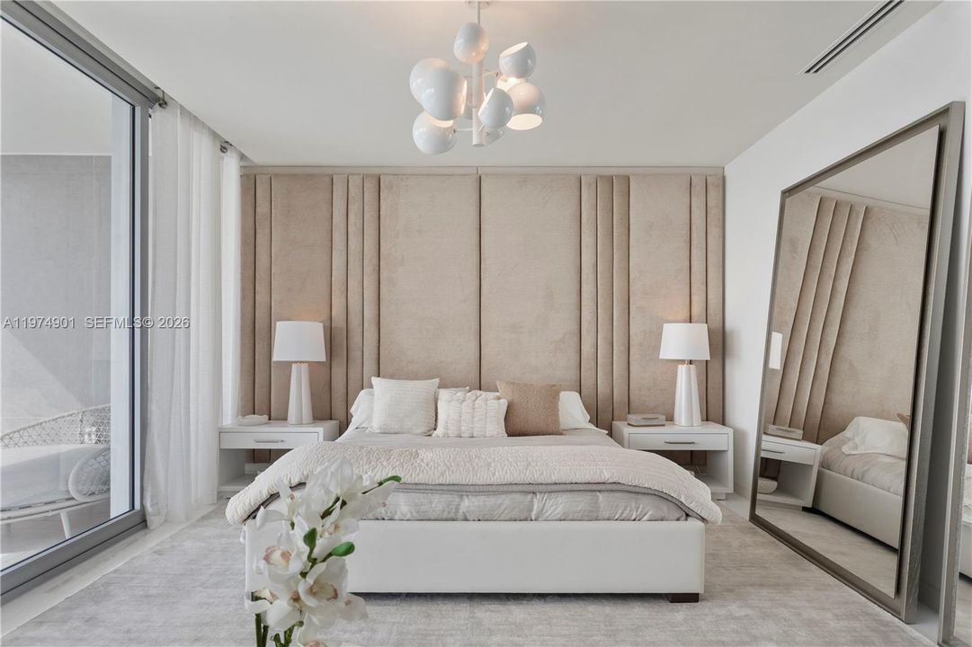 На продажу: $9,998,000 (5 спален, 5 ванн, 4283 Квадратных фут)