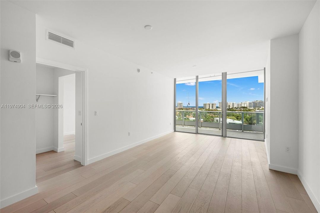 For Sale: $3,350,000 (3 beds, 3 baths, 1858 Square Feet)