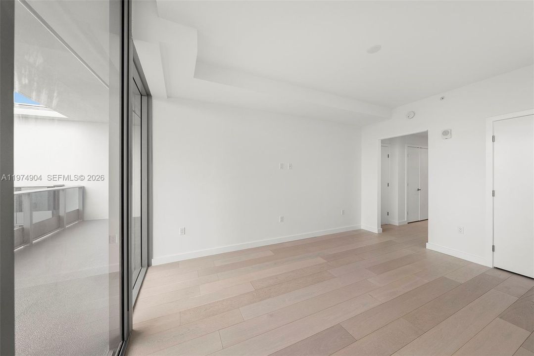 For Sale: $3,350,000 (3 beds, 3 baths, 1858 Square Feet)