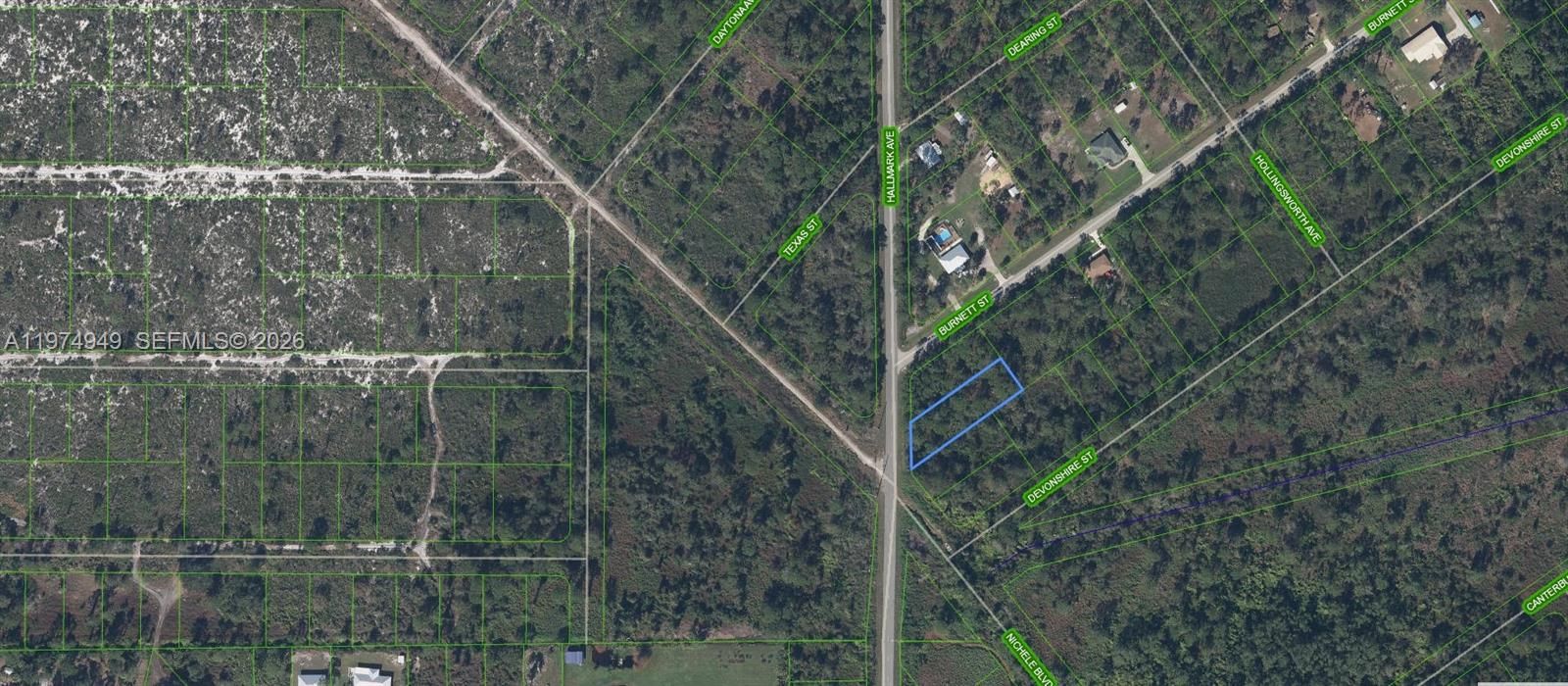 На продажу: $18,900 (0.45 acres)