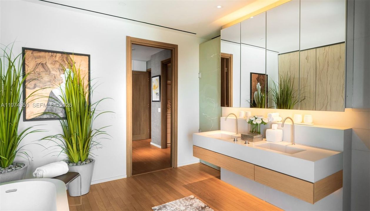 En Renta: $150,000 (4 camas, 4 baños, 5011 Pies cuadrados)