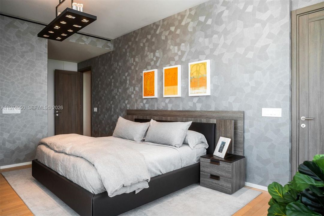 1st floor guest suite