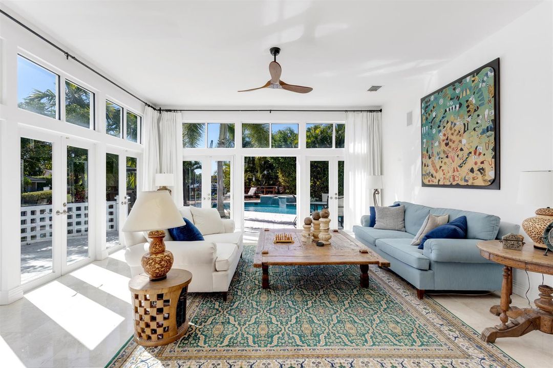 SUNROOM_STRAIGHT_EB