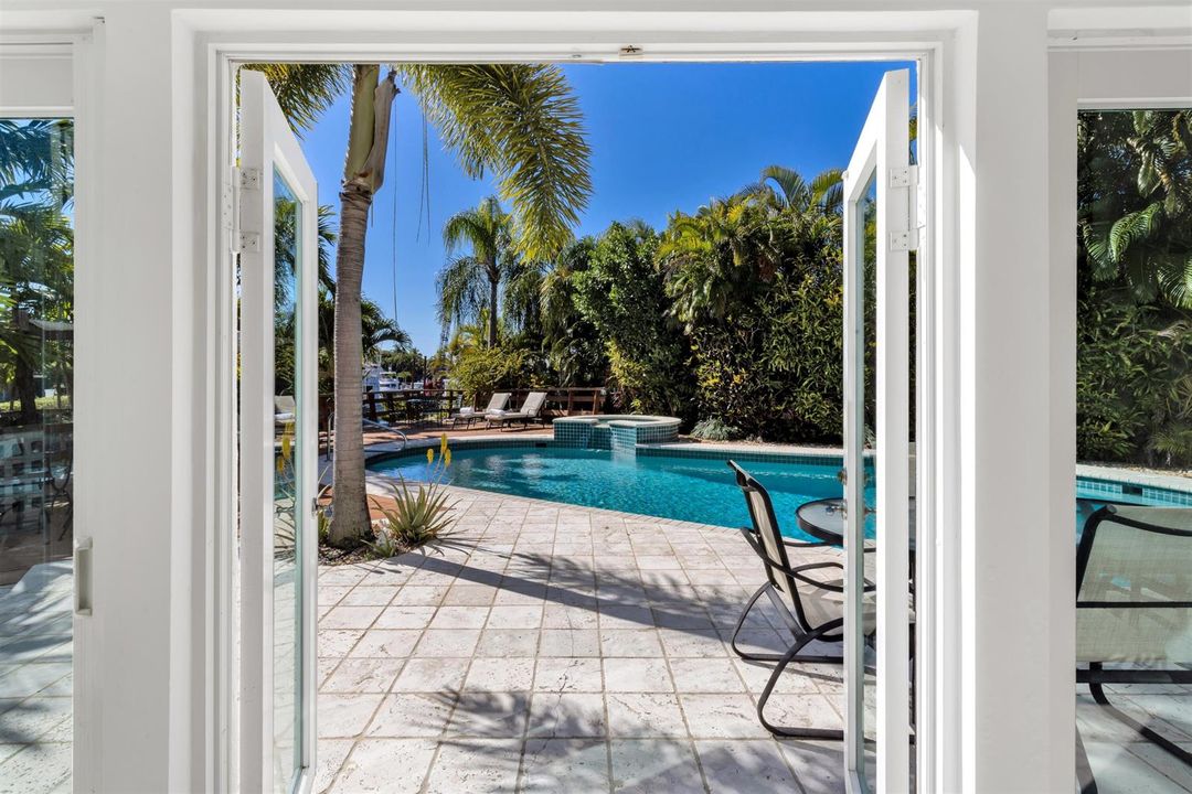 DOORWAY_TO_POOL_EB