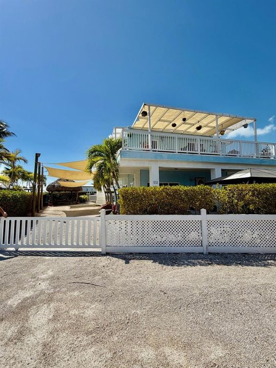 Side front and driveway