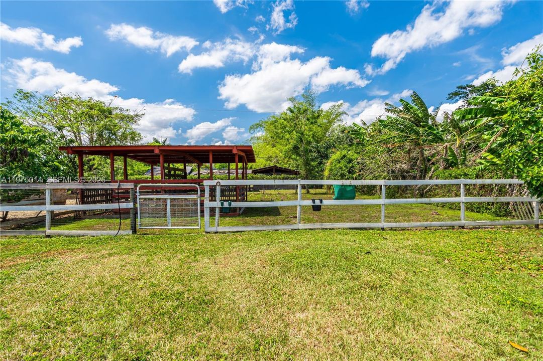Horse stable