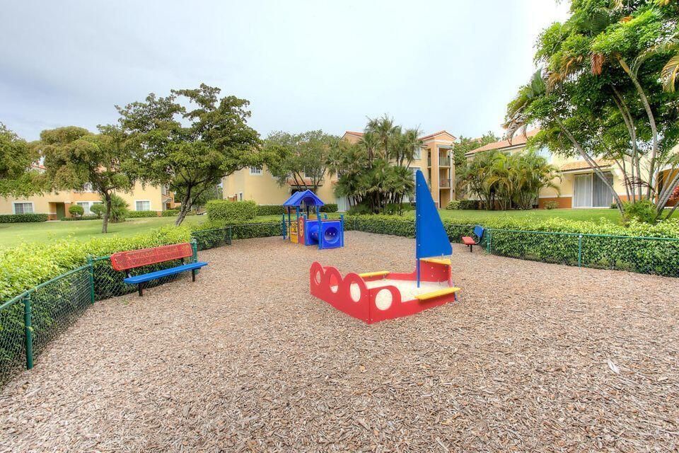 PLAY AREA
