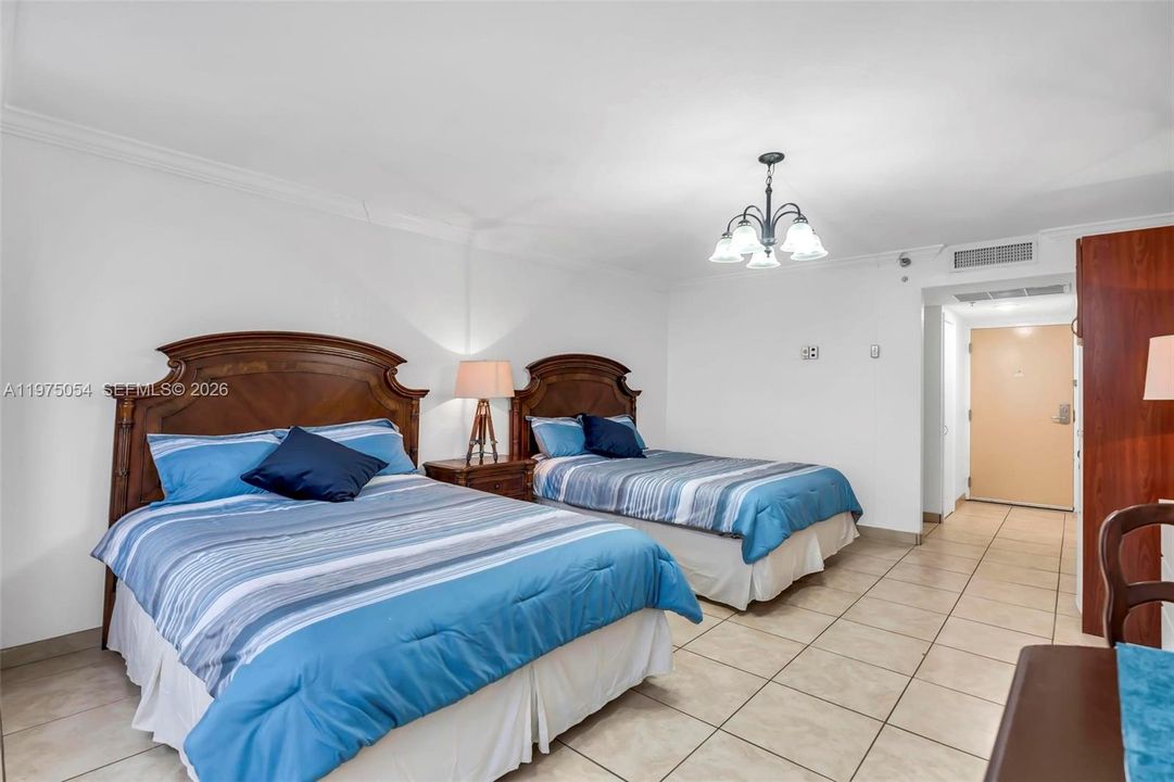 Vendido Recientemente: $95,000 (0 camas, 1 baños, 360 Pies cuadrados)