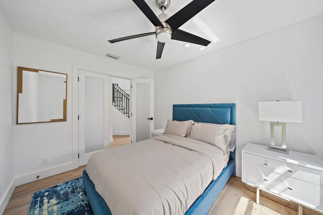 005-1878LyntonCir-FL-SMALL